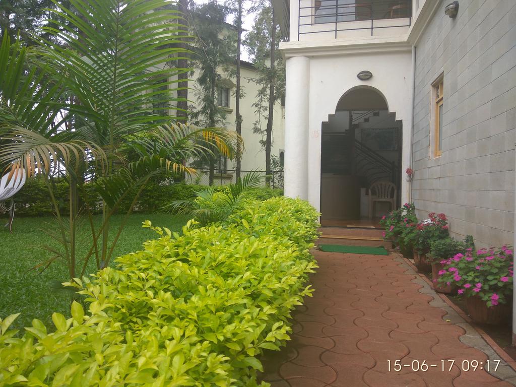 Trinity House Bed & Breakfast Panchgani Eksteriør bilde